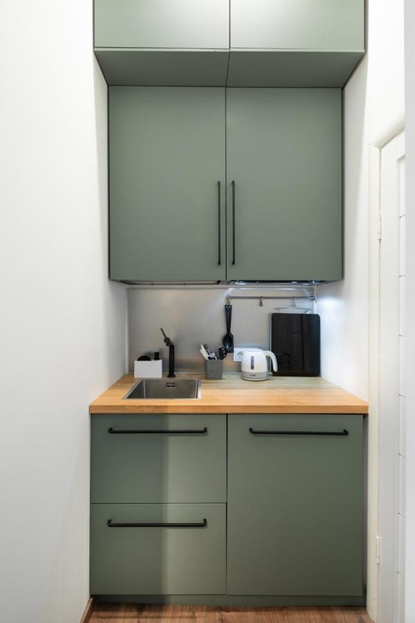 Kalnina Street Studio Apartment Рига Экстерьер фото