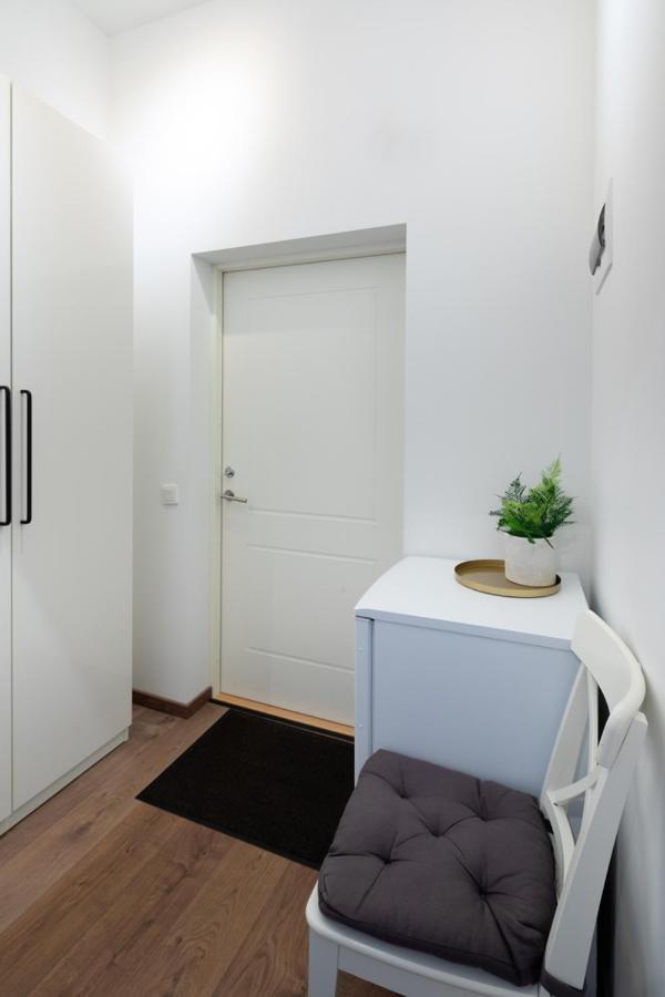 Kalnina Street Studio Apartment Рига Экстерьер фото