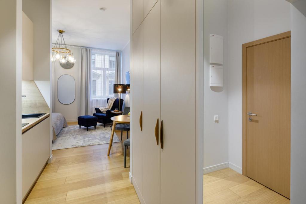 Kalnina Street Studio Apartment Рига Экстерьер фото